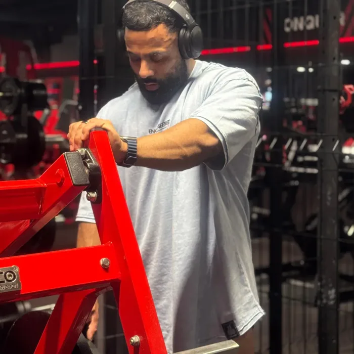 Engineered Muscle Season 2 oversized Tee grey front in situ